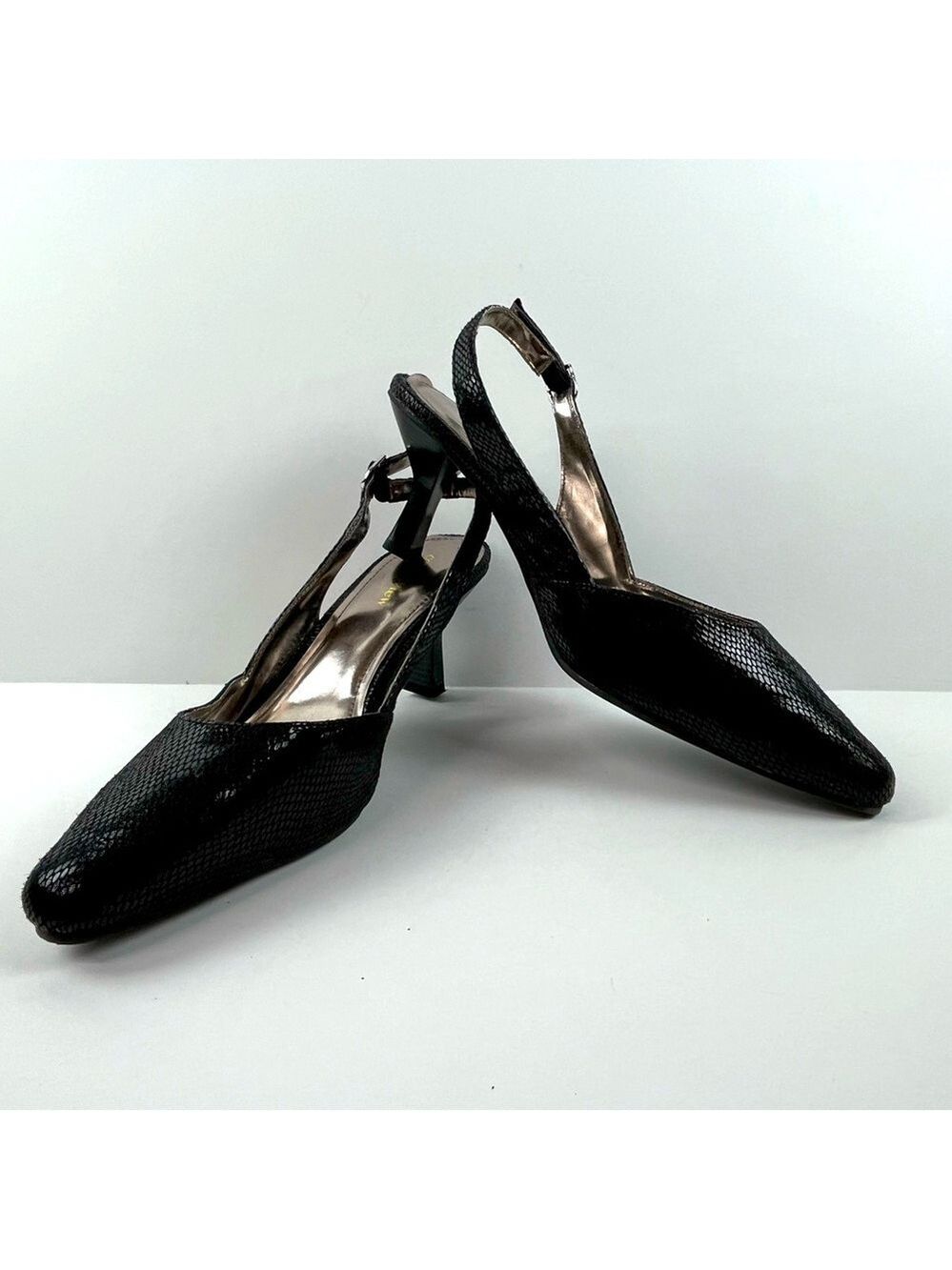 Comfortview Black Slingback Heel size 11 EUC